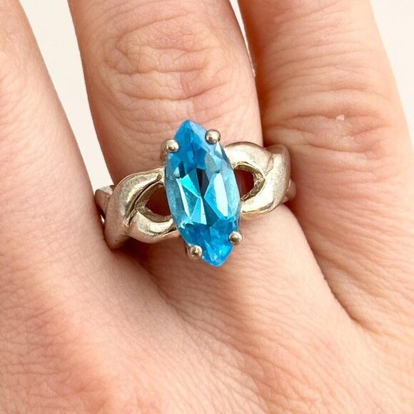 Marquise Cut Blue Topaz Solitaire Vintage Gemstone Braided Cocktail Ring sz 6.75 - Picture 1 of 10